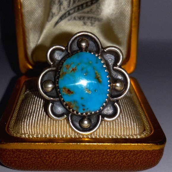 Jewelry - Vintage Silver Ring with Turquoise Gemstone